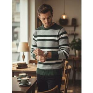 Férfi szürke csíkos pulóver kép