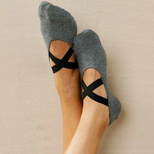 2 pár zoknipapucs szett csúszásgátló alsó felülettel kép