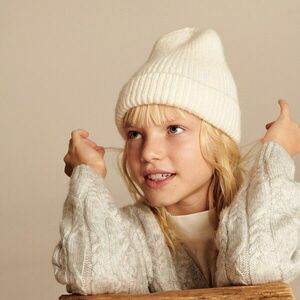 Reserved - Beanie sapka - Krém kép