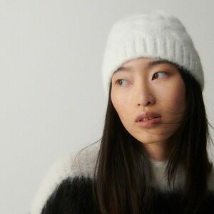 Reserved - Beanie sapka - Krém kép