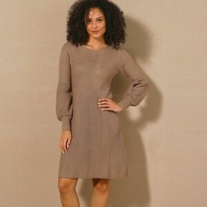 Kiszélesedő pulóver ruha kép