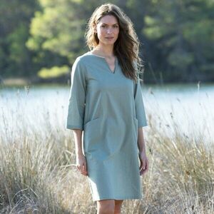 Egyenes ruha zsebekkel pamut-vászon keverékből kép