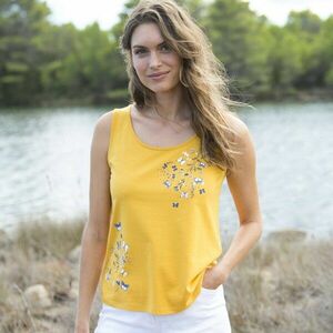 Felső, középen pillangókkal kép