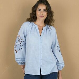 7/8 ujjú blúz csipkehímzéssel és csipkehímzéssel kép