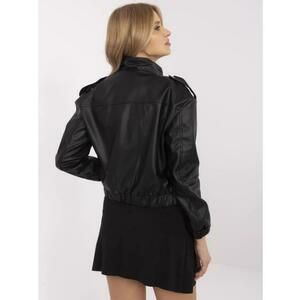Fekete rövid kabát műbőrből, zsebekkel kép
