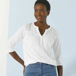 Póló gombos nyakkivágással, 3/4-es ujjakkal és madeirával kép