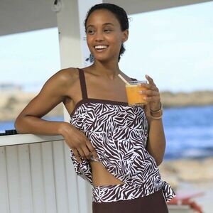 Úszó tankini top zebramintával kép