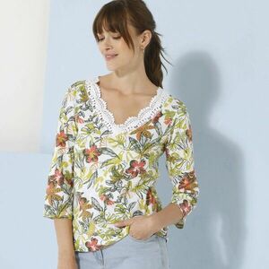 Póló 3/4 ujjú és csipkés póló kép