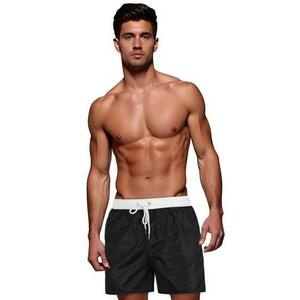 Férfi rövidnadrág fehér-fekete kép