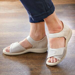 Kényelmes szandál kép