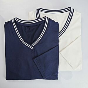 2 V-nyakú póló kép