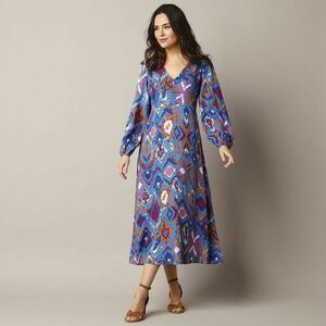 Hosszú V-nyakú ruha kép