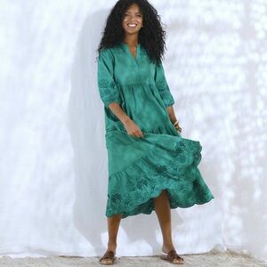 Hosszú ruha angol hímzéssel és 3/4 blúz ujjakkal kép