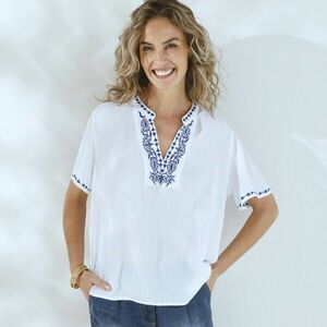 Krepp blúz hímzéssel és rövid ujjakkal kép