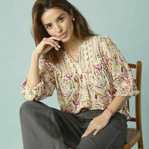 Blúz makraméval, kis alakúaknak kép