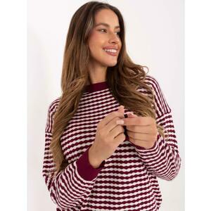 Klasszikus pulóver bordó színben, geometrikus mintával kép