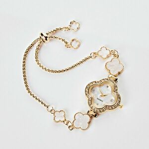 Csuklóóra Virág kép