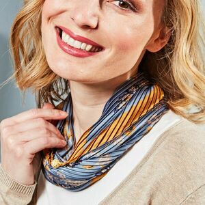 Plissírozott kendő mágneses zárral kép