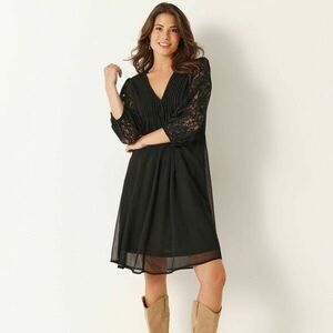 Plisszírozott voál ruha egysz. csipkével kép