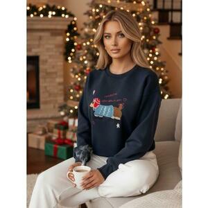 Női oversize pulóver DOGSWEETY hímzéssel, sötétkék kép