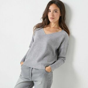 Laza pulóver egyszínű mintával és V-nyakkal, moherszerű tapintású kép