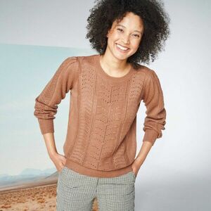 Áttört mintás pulóver, puha tapintású kép