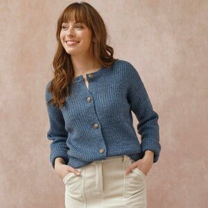 Egyszínű kötött pulóver kép