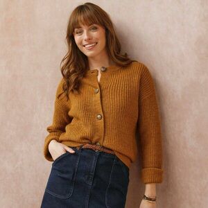 Egyszínű kötött pulóver kép