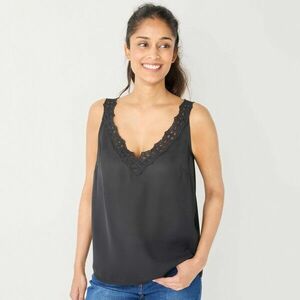 Egyszínű felső V-nyakkal és csipkével kép