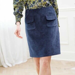 Rövid kordbársony szoknya zsebekkel kép