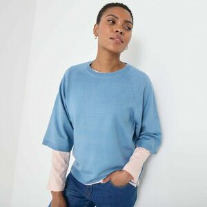 Laza pulóver könyökig érő ujjakkal kép