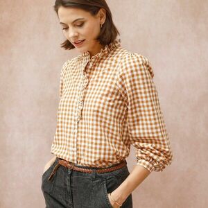 Kockás blúz fodros díszítéssel kép