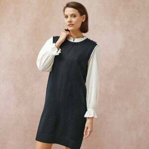 Ujjatlan kötött ruha gyapjúkeverékkel kép