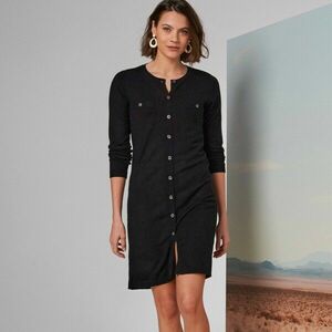 Kötött ruha gombokkal kép