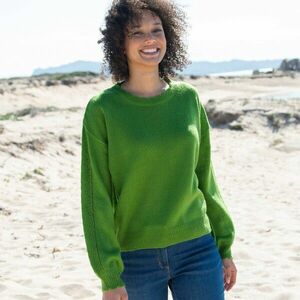 Pulóver áttört mintával és hullámos szegélyekkel kép