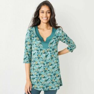 Tunika díszes nyakkivágással és 3/4-es ujjakkal, mintával kép