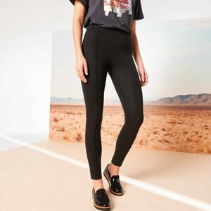 Leggings varrott korongokkal kép