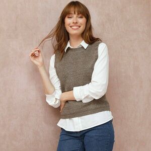 Egyszínű kötött mellény kerek nyakkivágással kép