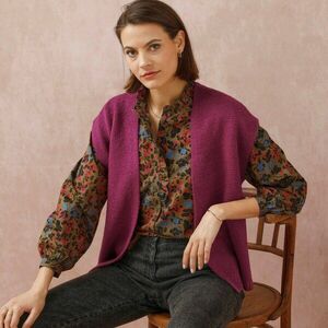 Finomkötésű mellény kép