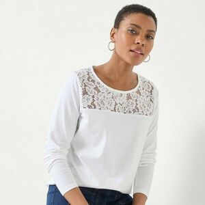 Kerek nyakú, hosszú ujjú és csipkés póló kép
