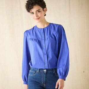 Hosszú ujjú blúz, egyszínű, horgolt részletekkel kép