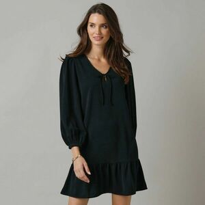 Rövid, egyszínű ruha kép