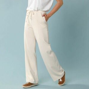 Széles, szellős nadrág, apró testalkathoz kép