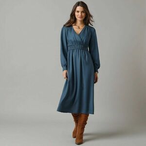 Hosszú, egyszínű ruha kép