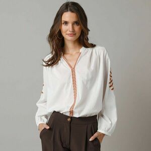 Túlméretezett blúz hímzett részletekkel kép