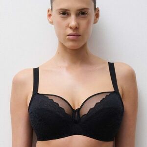 Chantelle Virágmintás Csipkés Félig Bélelt Melltartó, Merevítővel kép