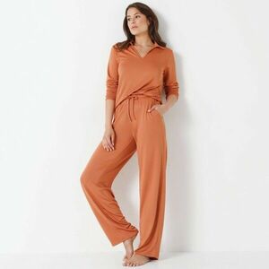 Pólógalléros pizsama kép