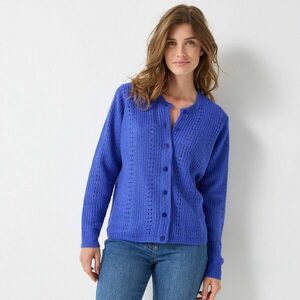 Gombos pulóver mintával kép