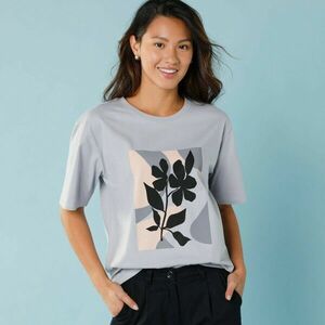 Középen nyomtatott póló, apró testalkatúaknak kép