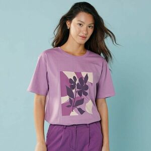 Középen nyomtatott póló, apró testalkatúaknak kép